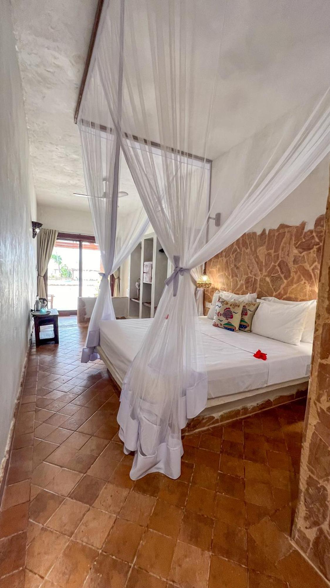 Mvuvi Boutique Resort Kiwengwa  Bagian luar foto